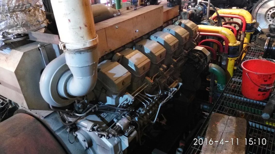 檢查三菱S6R柴油發(fā)動機(jī)氣閥門接觸面